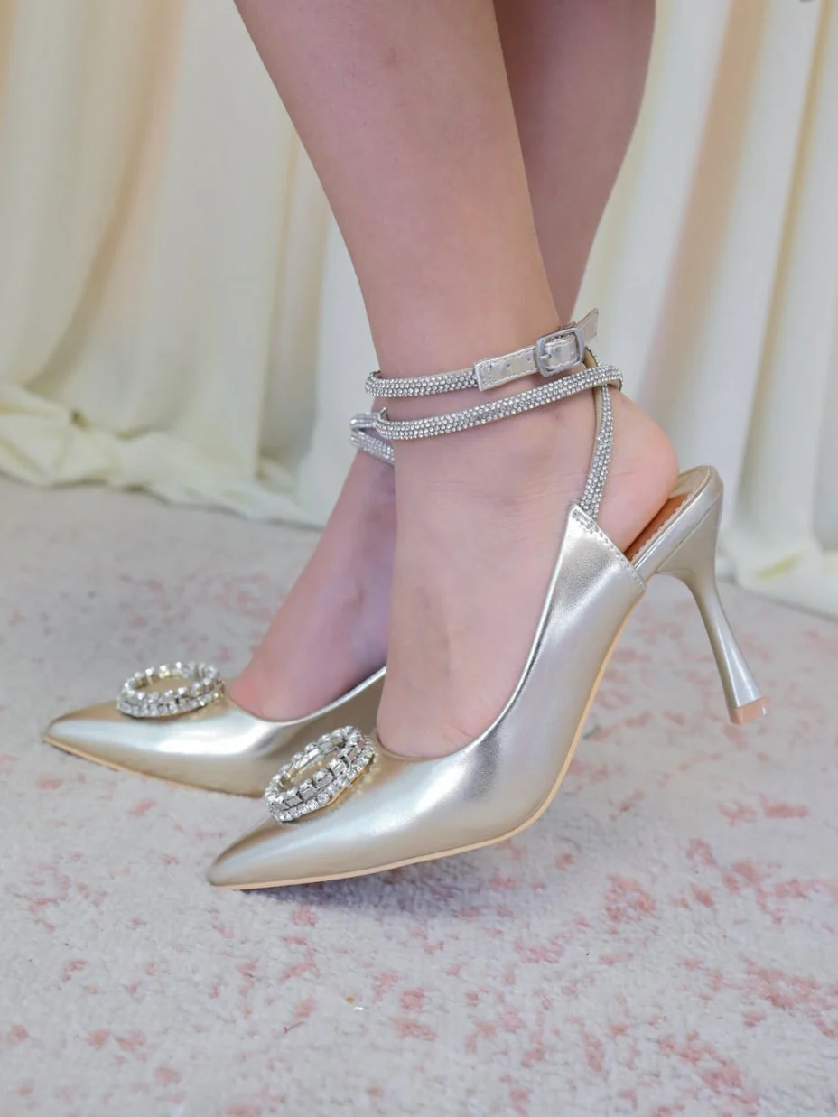 Tori Heels in Gold - Image 3